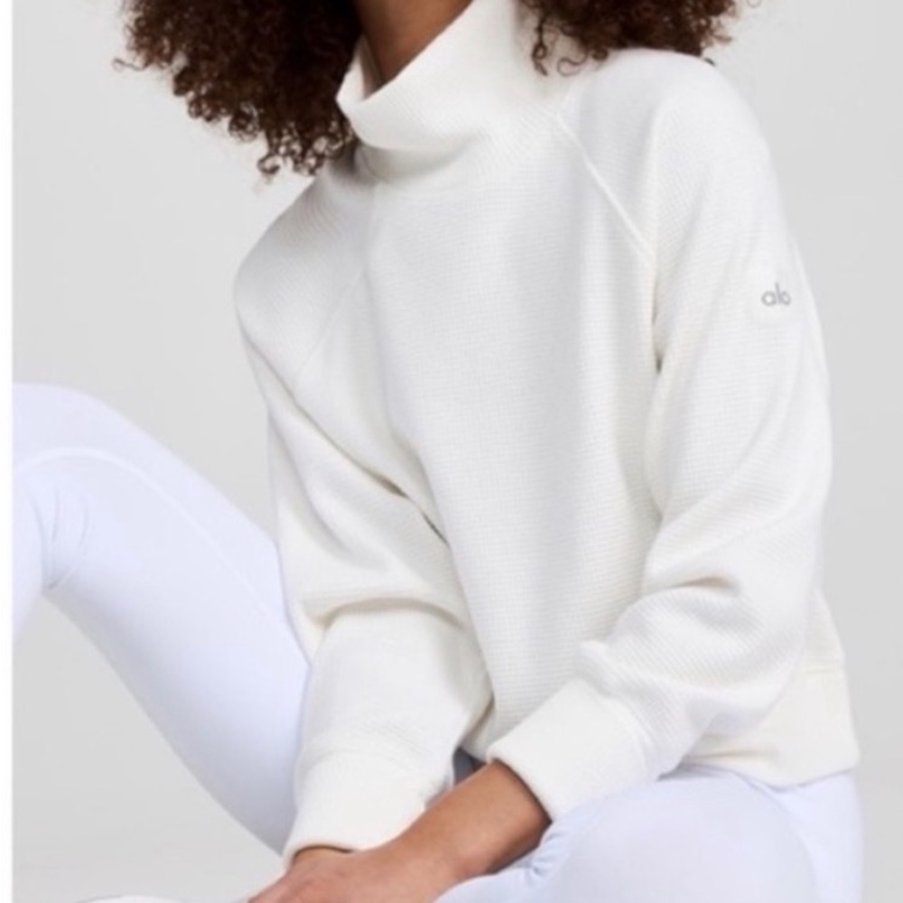 ALO YOGA | Waffle Weekend Escape Mock Neck Long Sleeve Sweater in Ivory, Size XS